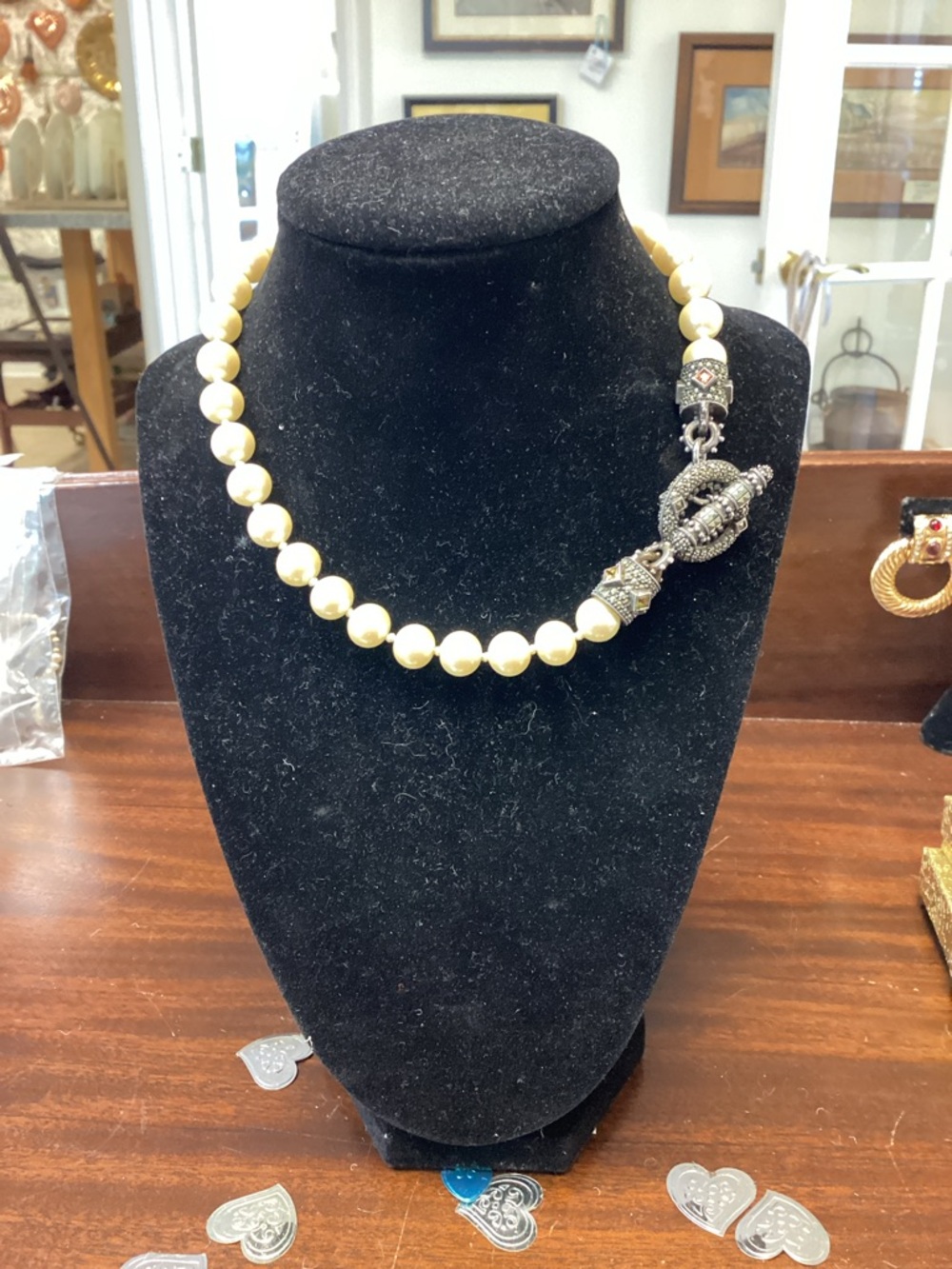 Faux Pearl Necklace - Vintage - Metal Clasp with Baguettes